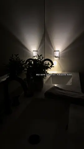 These night lights add such an ambiance to our house I’m obsessed 😍 And what’s better than aesthetic lighting? That they work on their own! They detect dawn and dusk making them turn on and off automatically.  Total mom win, one less thing I have to do 