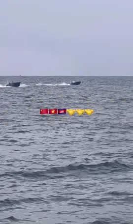 #小路安全接送 #24个小时在线接单 #中越边境 #小路回国 #小路 