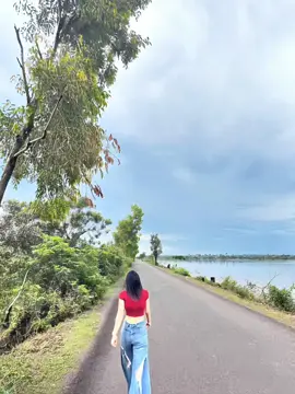 ហាកមិចបានចឹង🙂ខាងណាមុខខាងណាក្រោយ🥹#😂😂😂 