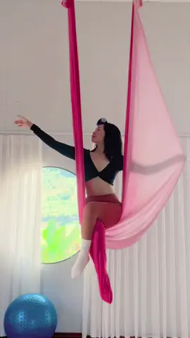 #chiyoga #typ #aerialyoga #aerialhammock #tiktok 