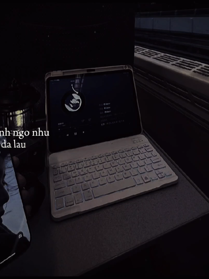 Ngày gặp anh ngỡ như quen đã lâu #trambuon12 #nghelasuy12 #tamtrang #SBKentertainm #CapCut 