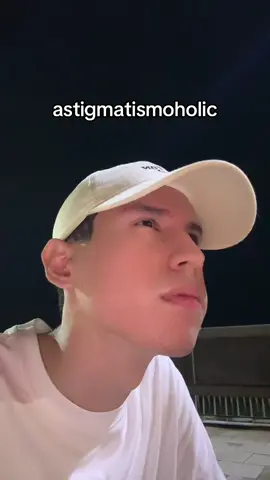Nunca veo y no mando a sacar los lentes 😭😭 #astigmatismo #ciego #lentes #gafas #miopia 