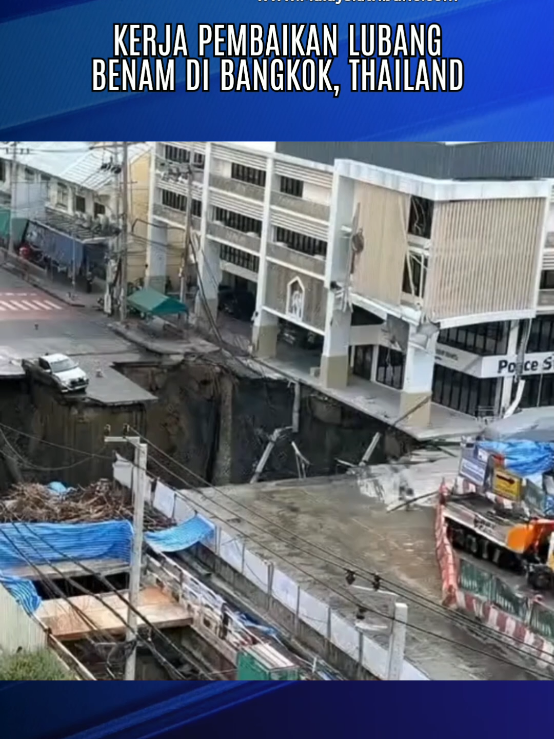 Kerja-kerja pembaikan semula lubang benam sedalam 50 meter di Jalan Samsen, Bangkok hampir selesai semalam selepas lebih 2,000 tan bahan binaan ditimbun semula di kawasan itu. #malaysiatribune #beritatiktok #beritasemasa #thailand #lubangbenam
