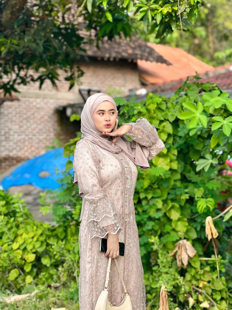 outfit checkkk🦋 #outfitideas #outfitinspo #outfitinspiration #outfitkondangan #fypoutfit 