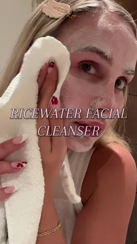 @The Face Shop US Been reaching for this Rice Water Bright Foaming Cleanser every night — brightens me up without drying me out. Leaves me with a really clean palette 
