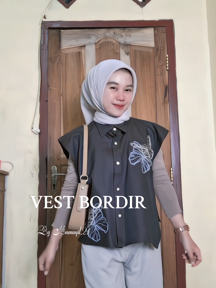 Luvv bgttt ini vest bener² cantiikk😍🫶🫶 #vest  #vestbordir  #vestbordirwanita 