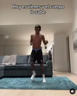 Hoy es vienes y el cuerpo lo sabe @El_buho09 #topboy #elbuho #vienes #paratiiiiiiiiiiiiiiiiiiiiiiiiiiiiiii #elguapo 