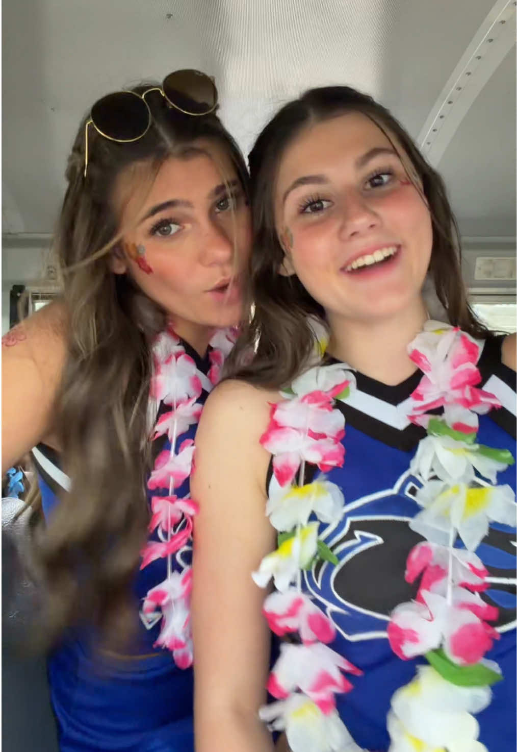Trop out 🌺⚡️🐠 @Alexa👙🌞 