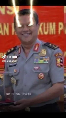 belum jd kapolri aza sdh punya kekayaan yg gak masuk akal bagi seorang jenderal