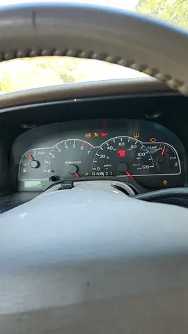 had to jump in on this little tik tok with my little engine that could 😆 