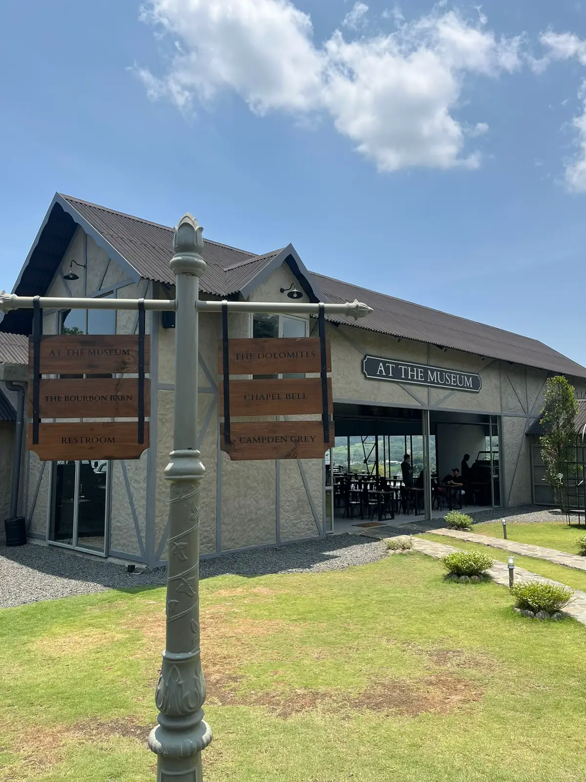 Jadi, kalian kapan cobain Vibes ala Swiss di Sentul ini?😉  #rusticmarket #sentul #explorebogor #fyp #xybca 