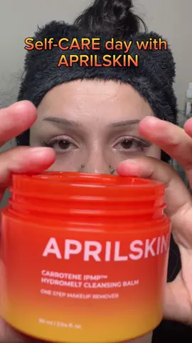 The wrapping masks and the clearing solution are my favorite, clears and soothes my poor skin 😭Thank you so much APRILSKIN for the amazing products! #aprilskin #tiktokcreatorpicks #aprilskintiktokshop @APRILSKIN USA 