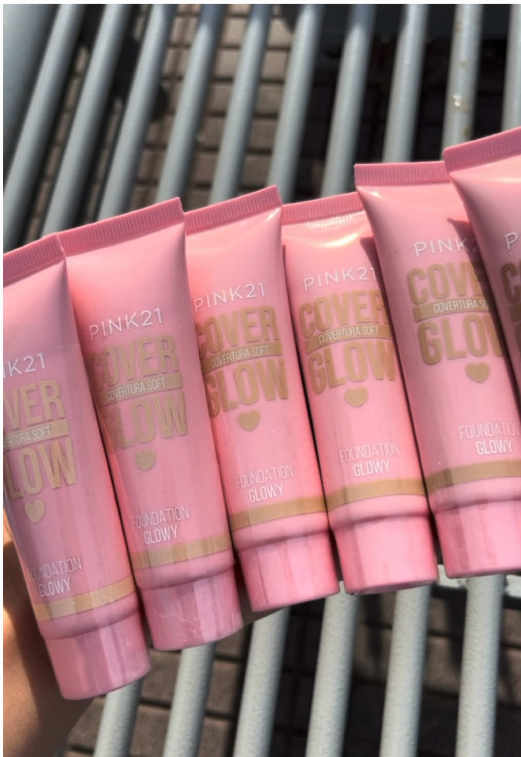 BASE COVER PINK 21✨ EFECTO GLOWIE🫧 ENVIOS A TODO EL PAIS🇦🇷 #base #basedemaquillaje #basepink21 #maquillaje #makeup 