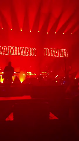 @Damiano David a parigi