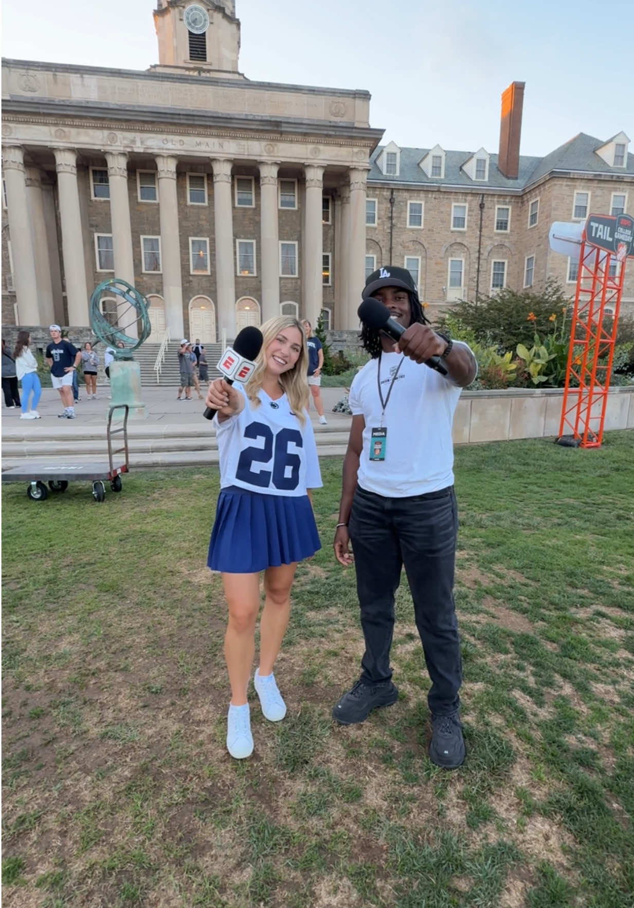 Welcome to Happy Valley @Leon Ondieki !! @College GameDay @ESPN #pennstate #psu 
