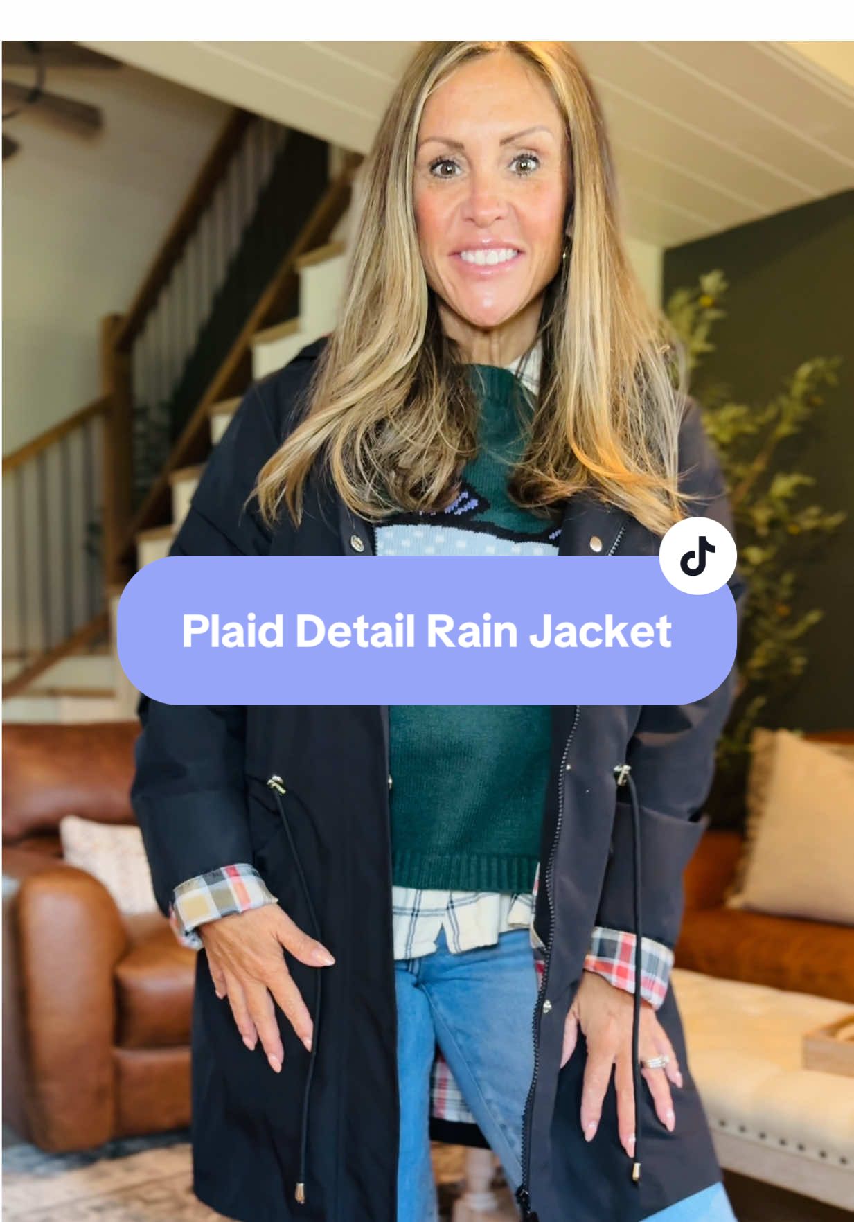 Everybody needs a good rain jacket and this one is so chic! The plaid detailing, large hood, oversized pockets, and drawstring waist make this one the perfect choice. True to size. #rainjacket #trenchcoat #fallfashion #fallfresh #tiktokshopcreatorpicks  