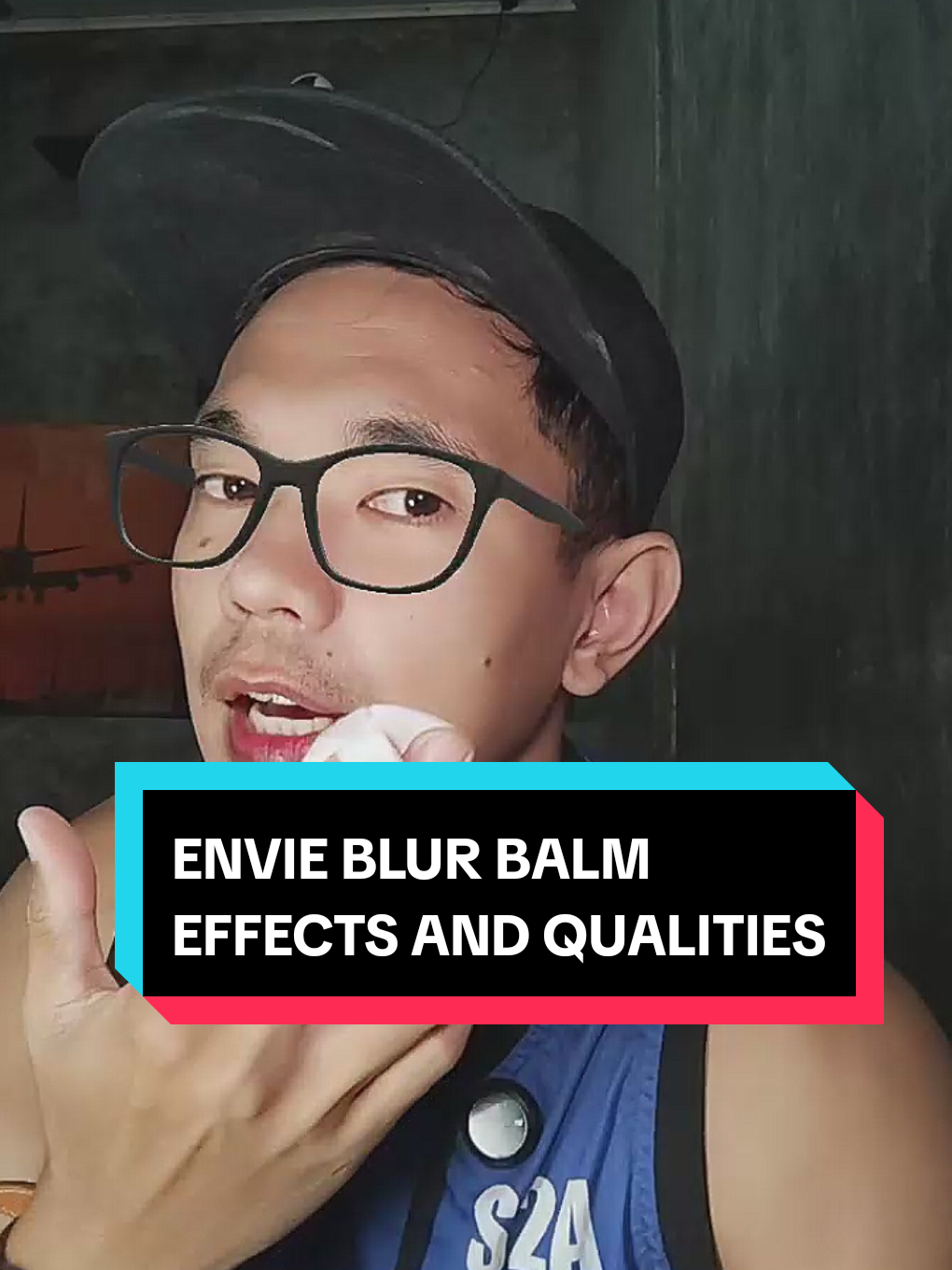 Simple blur balm to lessen the oily face without worrying the mess of powder #tiktoklive #livehighlights #FYP #mensmakeup #makeup  @Envie 𝘮𝘺Man 