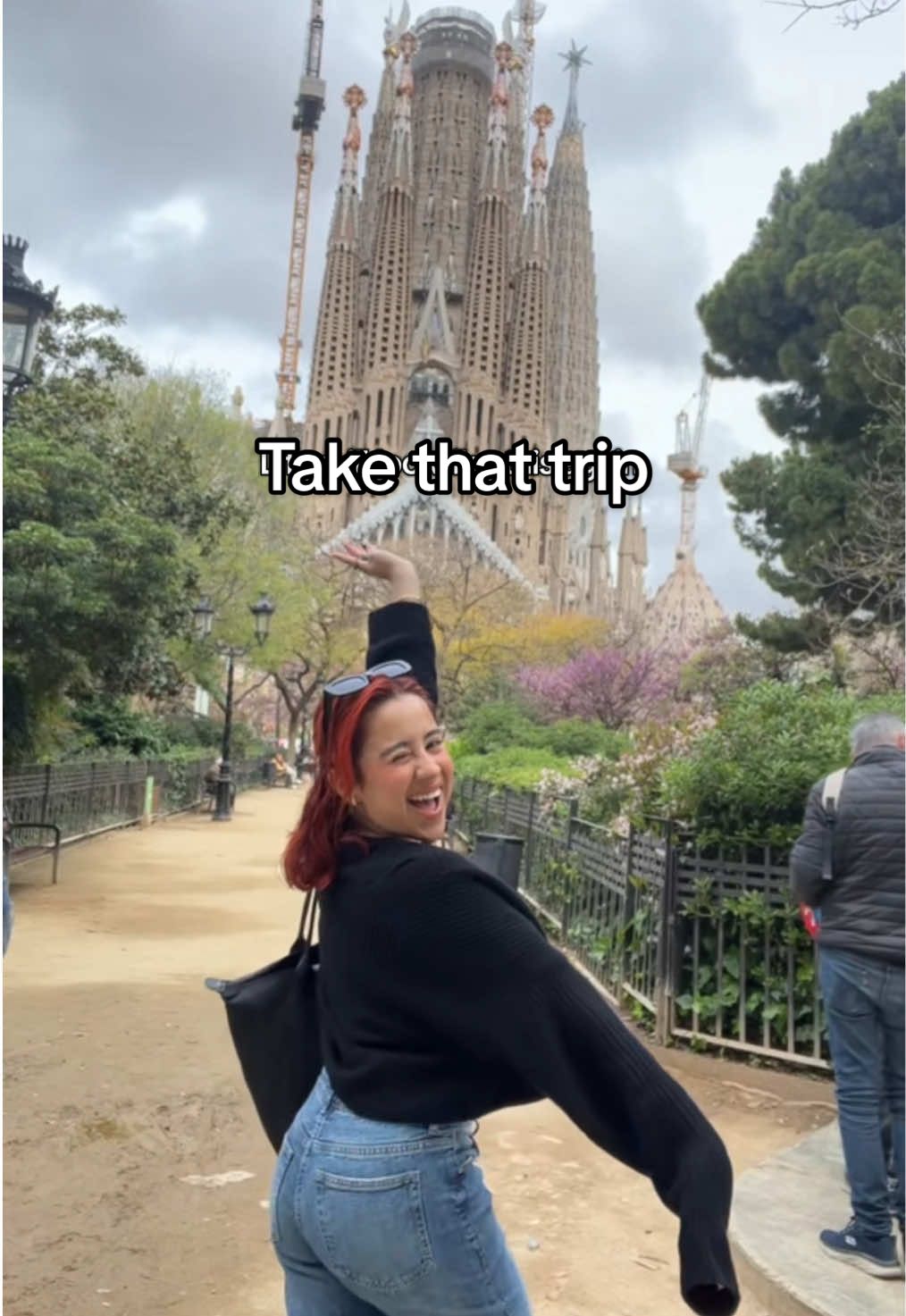 I love myself when I travel . She looks happy! The greatest time of my life. I will be her again! #onthisday #fentysuperbrandday #LanguageLearning #fyp#foryoupage #solotravel #travel#travelwithme #spain#barcelona #españa 