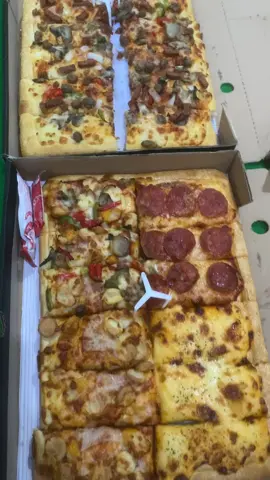 Wajib cobain sih🫵🏻, beli nya di tag lokasi ini ya guyss🤩🤩 #fyppppppppppppppppppppppp  #pizzahut  #promomakangajian 
