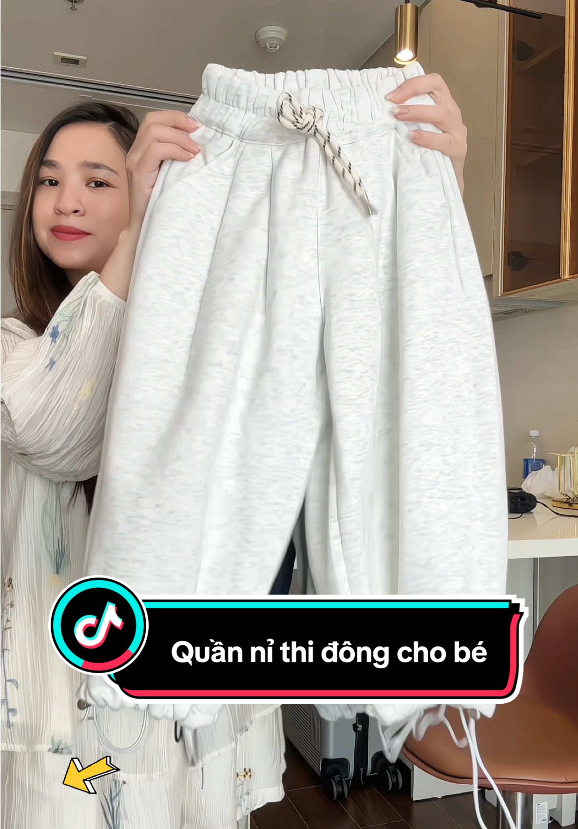 Quần nỉ dài thu đông cho bé trai bé gái có chun rút gấu kiểu dáng basic 18-44kg. #quanaotreem #megaoreview123 #quannichobe #quanthudongchobe #quanbetrai 