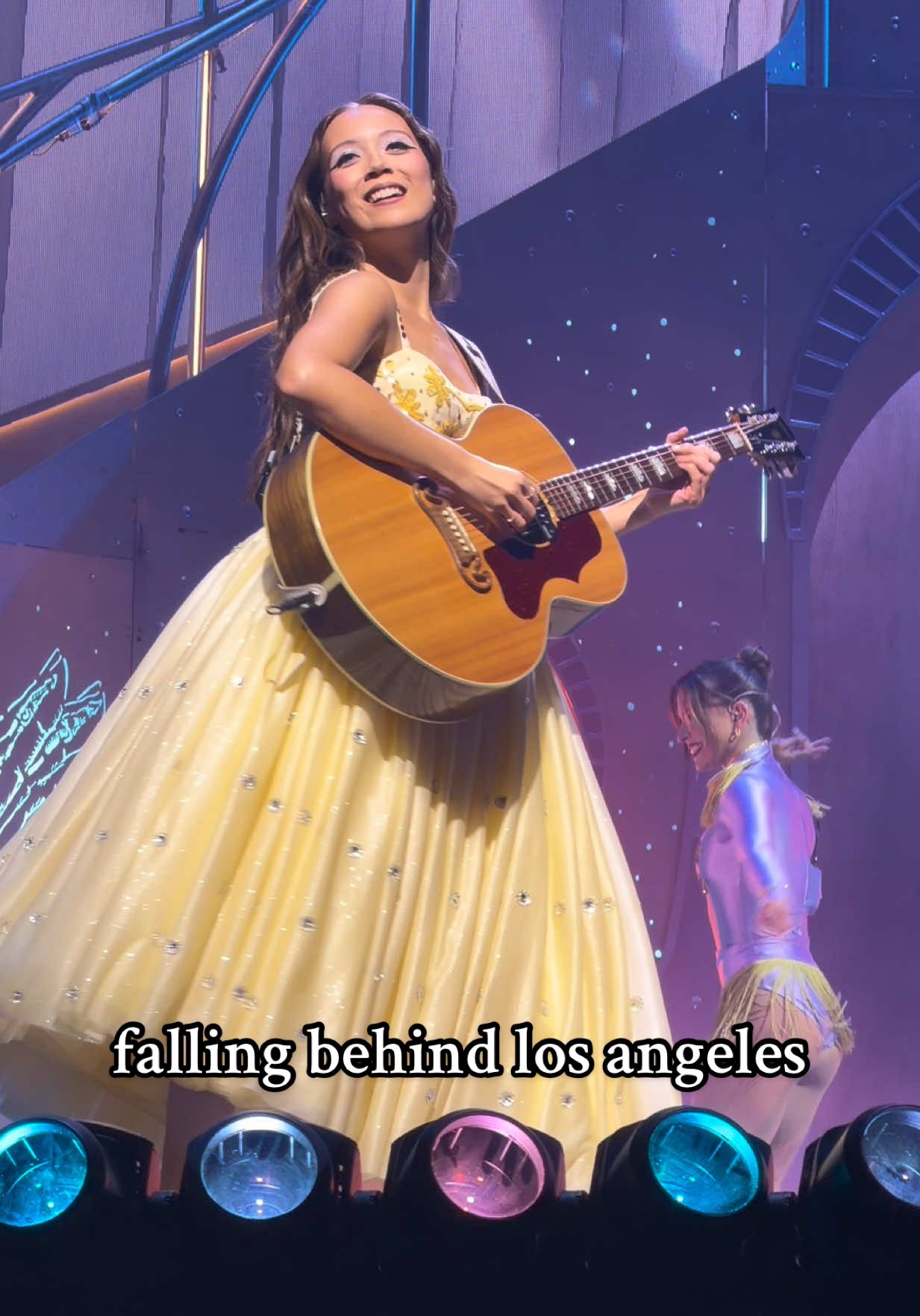 surprise la💛✨⭐️🌻🌙 (& this isn’t the only trick we have up our sleeve🤫)