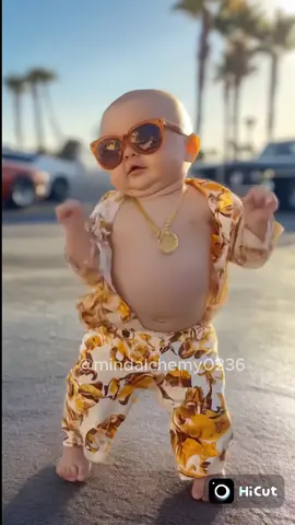 Cute baby cool dance made with @Hicutapp_official #cute #cutebaby #funnybaby #babydance #cutedance 