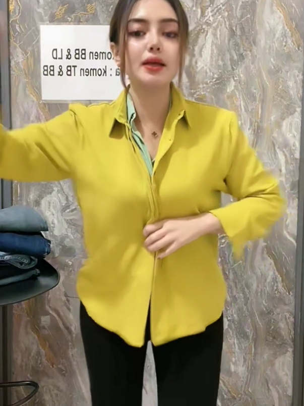 Atasan Kemeja Polos Wanita | Basic Shirt Baju Panjang Shakila Twill #kemejawanita #kemejakekinian #belilokal #rekomendasi 