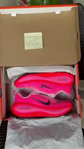 Finally got my Nike Vomero Plus in Hyper Pink! 😍✨ A dream come true for me 🥹💕 Thank you, my love, for the prettiest (and pinkiest) birthday gift ever!💕 @vincentjhans 💨 @Nike #foryou #fyp #Running #vomeroplus #runningessentials 