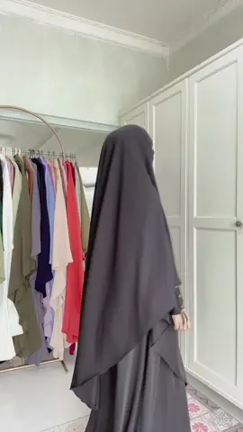 Set Abaya Raya dengan bahan anti UV silk premium by VG Collections best seller 🥰😍🔥 #promoseruweekend #womenfashionstyle #inspirasiabaya #abayafashion 