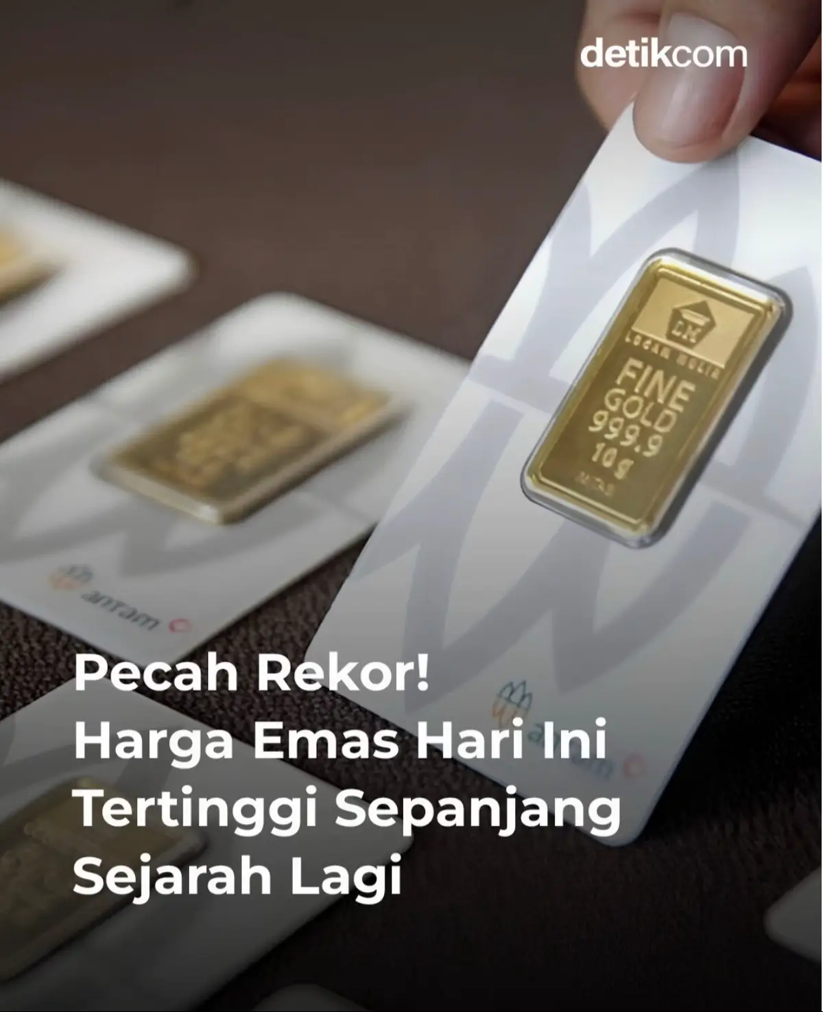 Boom! Harga emas Antam hari ini terus melanjutkan tren kenaikan harga sejak pekan kemarin. ⁣ ⁣ Harga emas Antam 24 karat naik Rp 16.000 per gram jadi Rp 2.191.000 per gram dan kembali memecahkan rekor baru alias all-time high (ATH).⁣ ⁣ Cek detail rincian harga per gramnnya berikut ini!⁣ ⁣ #hargaemas #emasantam #detikfinance #detikcom