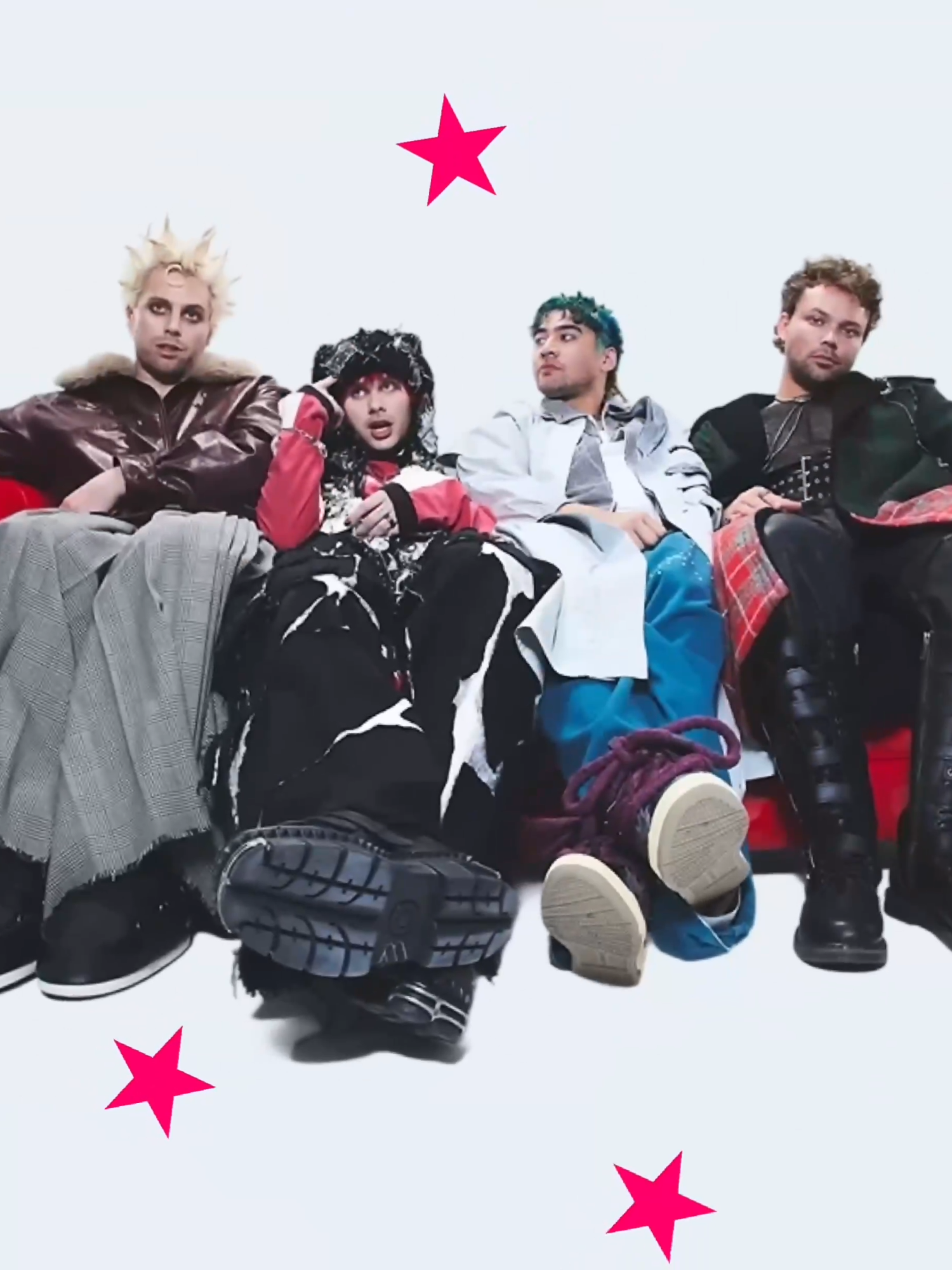 YOUR FAVORITE BOY BAND IS BACK #5sos #calumhood #ashtonirwin #lukehemmings #michaelclifford #fyp