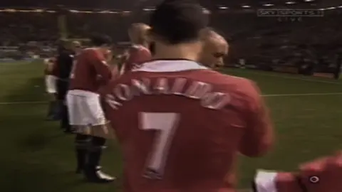 اتحداك تنطيني لاعب اقوه من كرستيانو  من  .  .  .  .  .  .  .  .  .  .  .  .  .  د . ك .  .  ♡ ♡ ♡ #صاروخيه🚀🚀_كرستيانو🔥foo #Hook #صاروخخخخخ☠️ماديرا🚀🔥 #مشاهدات100k🔥 #العراق_السعوديه_الاردن_الخليج 