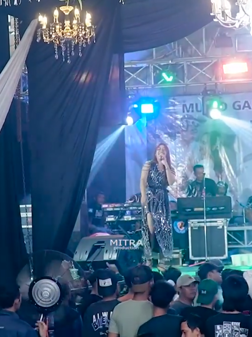 tangis tanpa air mata #orkes #ojing #riaandika #camelia #orkesjepara 