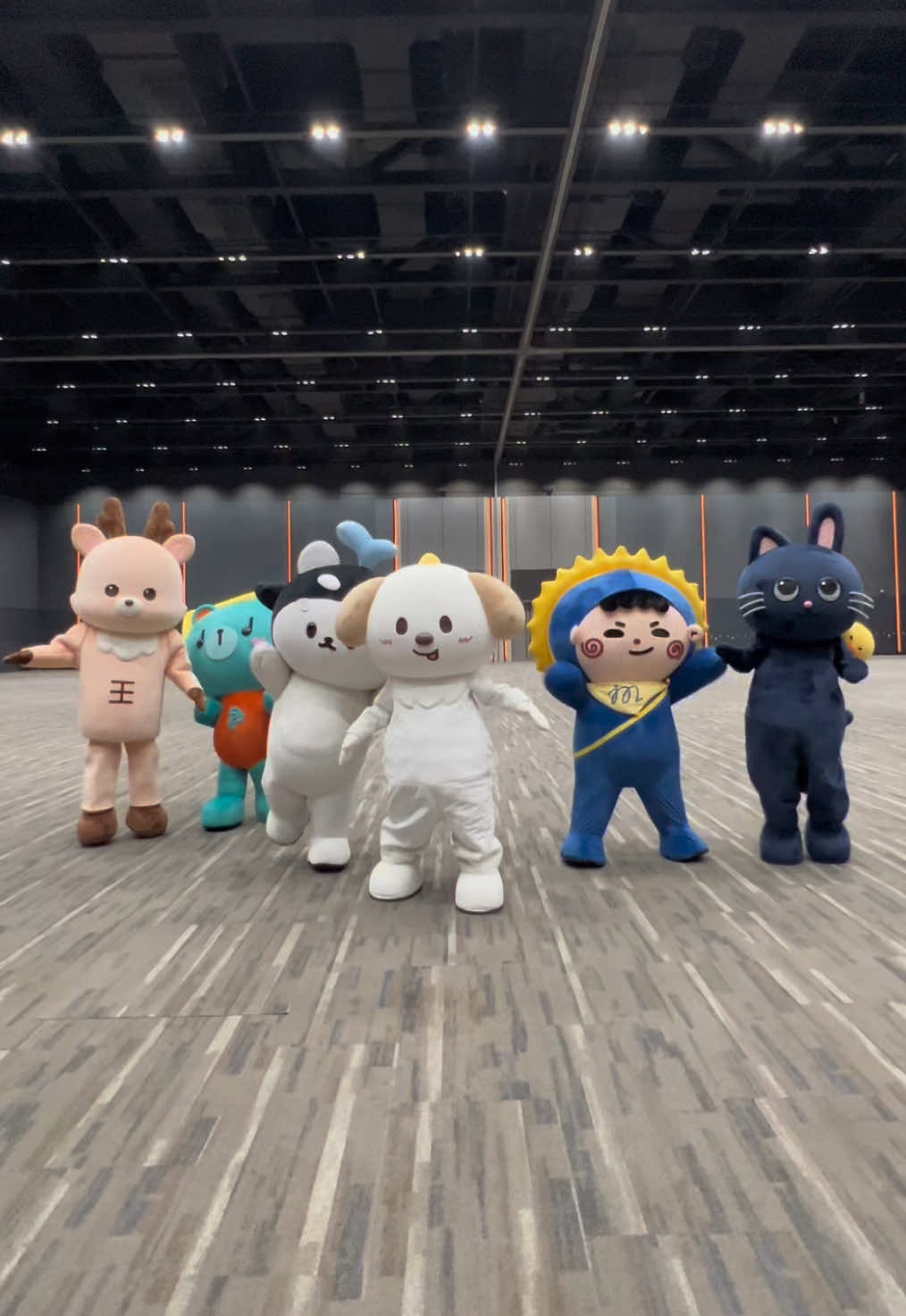 URAKBAM 🦌 TONYANGDEOK 🐰🐱 MEONGRYONGIE 🐶 POLCASAN JUMMO PERMPOON ~มา~🪽 Fly Up 🪽ไปด้วยกัน 🎶🧡 #RIIZE #RIIZE_ODYSSEY_POPUPinBKK #SMTrue #GMMTV #บันเทิงTikTok
