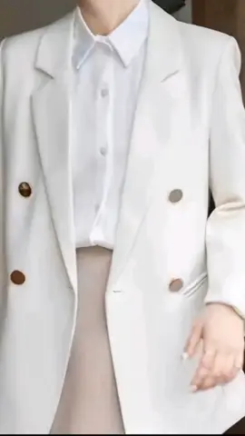 Loose Top High Quality Coat #LooseTop #HighQualityCoat #OOTDStyle #fashionelegance 