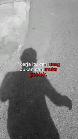 pakai ini kalo ada temen kerja sukanya cari muka#carimuka #kaosviral #kaosmurah #fyp 