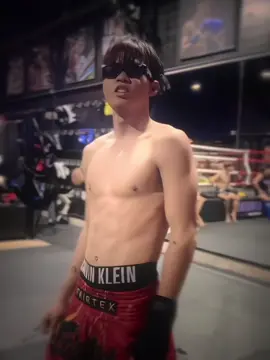 ลงใหม่อีกแลว้🫠 #bangsaenfightclub #บางแสนไฟท์คลับ🥊 #เพชรเอเชียร์ #บอสเบลล์ที่อยู่บางแสน #fyp 