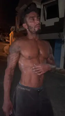 Una des las cualidades de Tito cantar  🎤 cuanto like para el 🫶🥹❤️#paratiiiiiiiiiiiiiiiiiiiiiiiiiiiiiii #fypage #creatorsearchinsights #viraltiktok #virall 