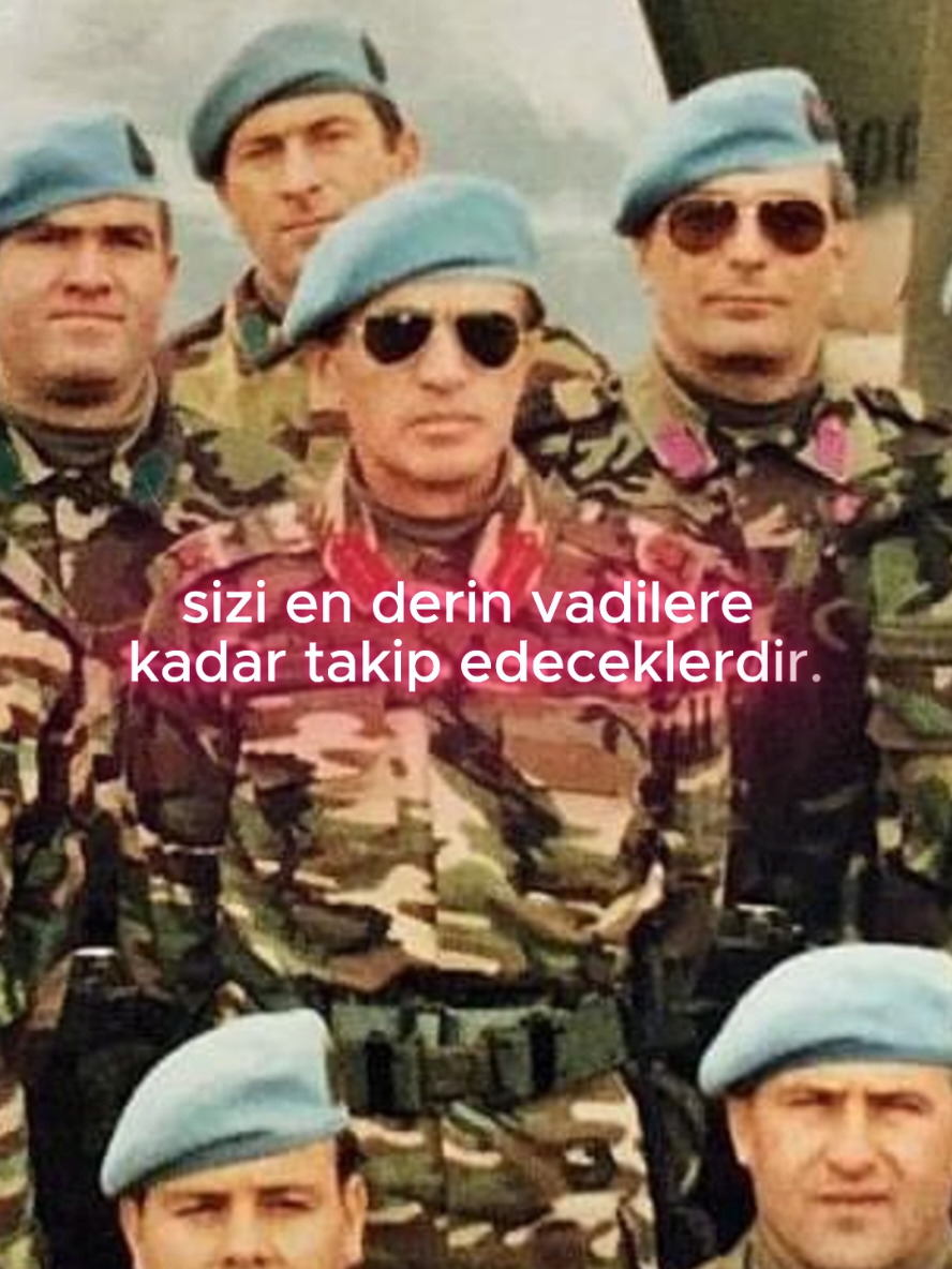 “Askerlerinize öz çocuklarınız gibi bakın, sizi en derin vadilere kadar takip edeceklerdir. Onlara yetişkin oğullarınız gibi bakın, yanınızda olmeyi her şeye tercih edeceklerdir.” #suntzu #osmanpamukoğlu 