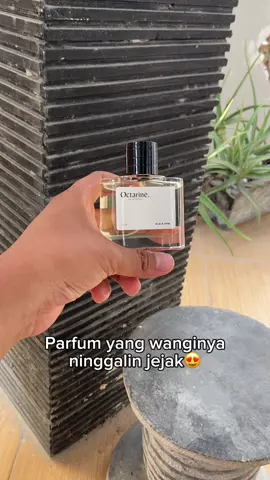 Parfum ini wanginya ninggalin jejak banget🤭 #parfum #parfumviral #fypシ゚ 
