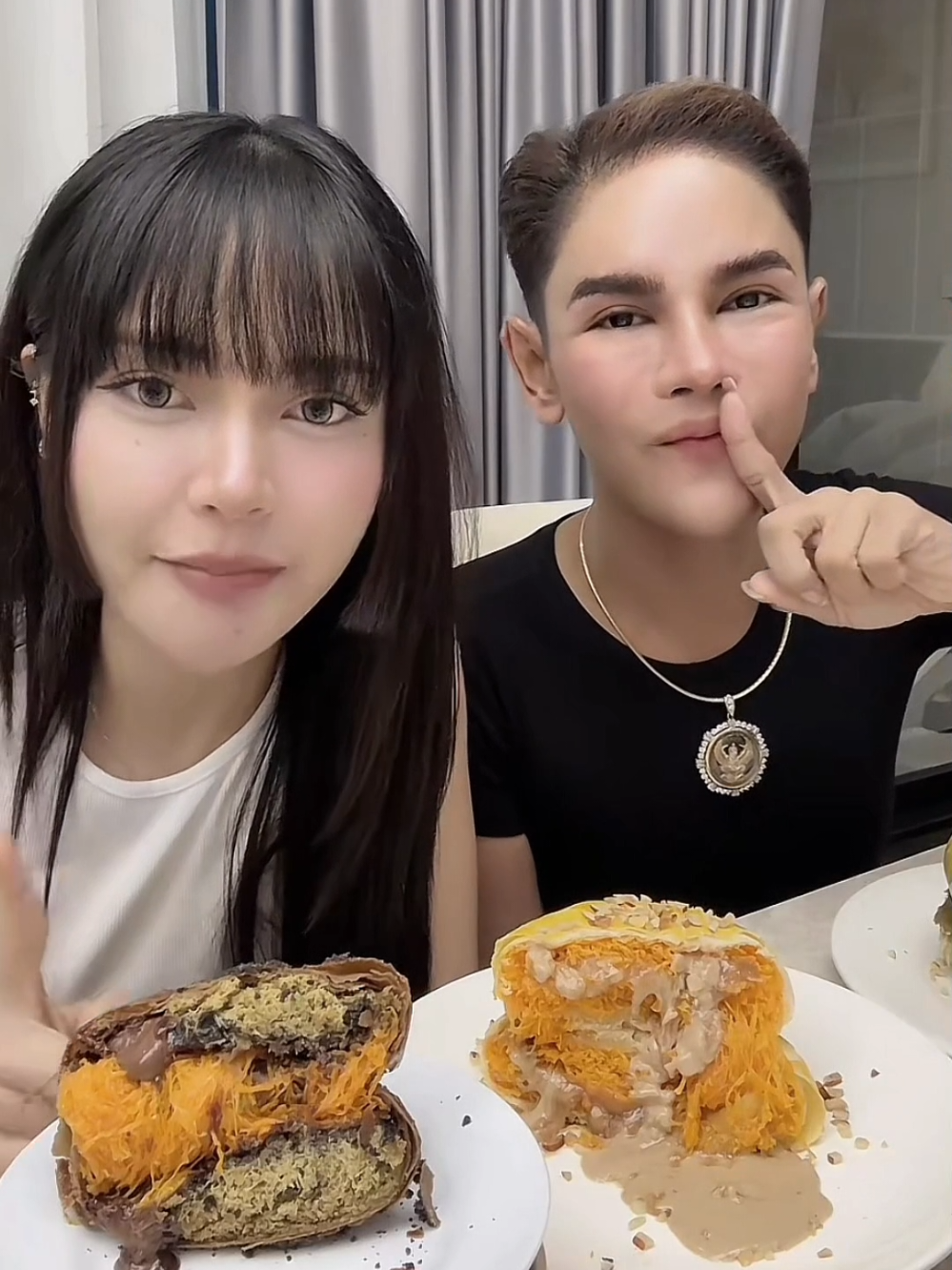 ทุกคนห้ามพลาด..มันอร่อยจริง 🎂 #นะนุ่น #ขนเพชร #ขนมเปี๊ยะ #เพชรสรินทร์ 