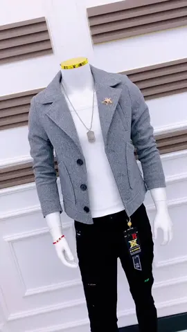 Woolen coat 😍Simple and elegant 💓Fashionable and versatile 👍🏻#dealsforyoudays #TikTokshop #summersale #fashion 