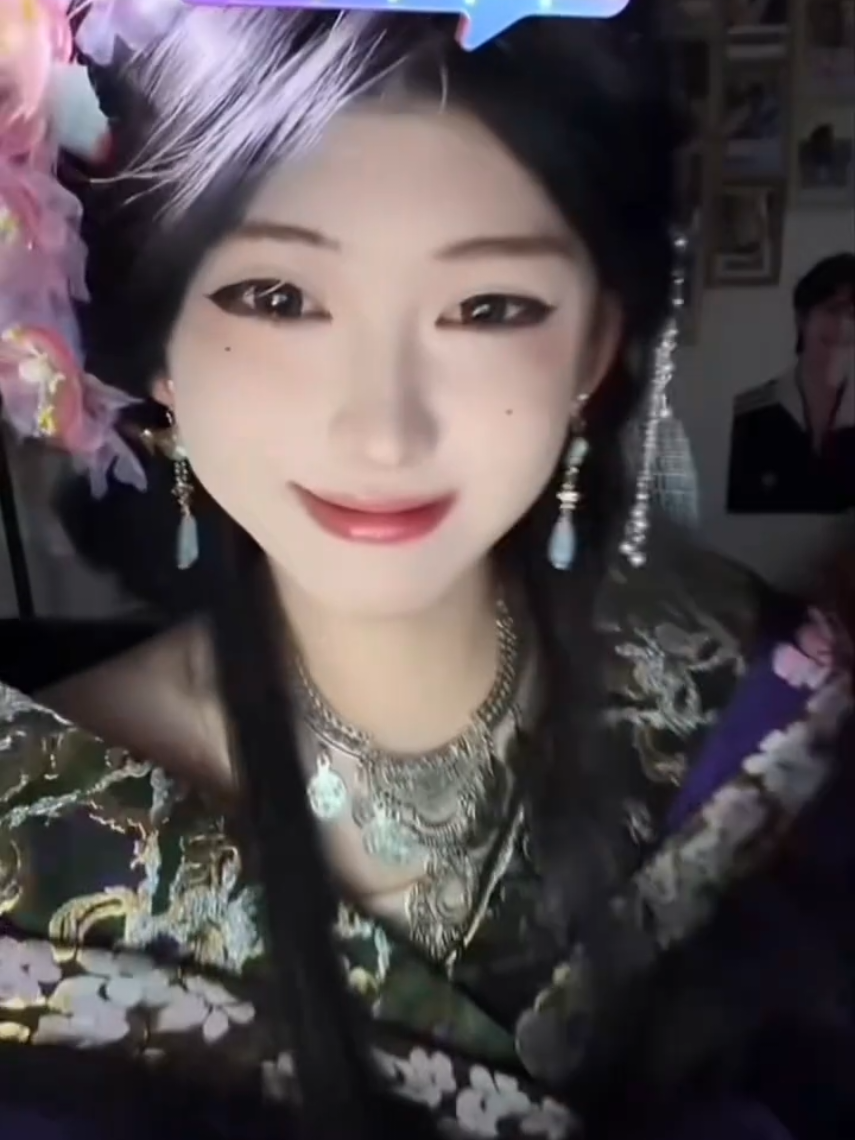 #开心元元 #反串 #反差变装 #古风变装 #美人 