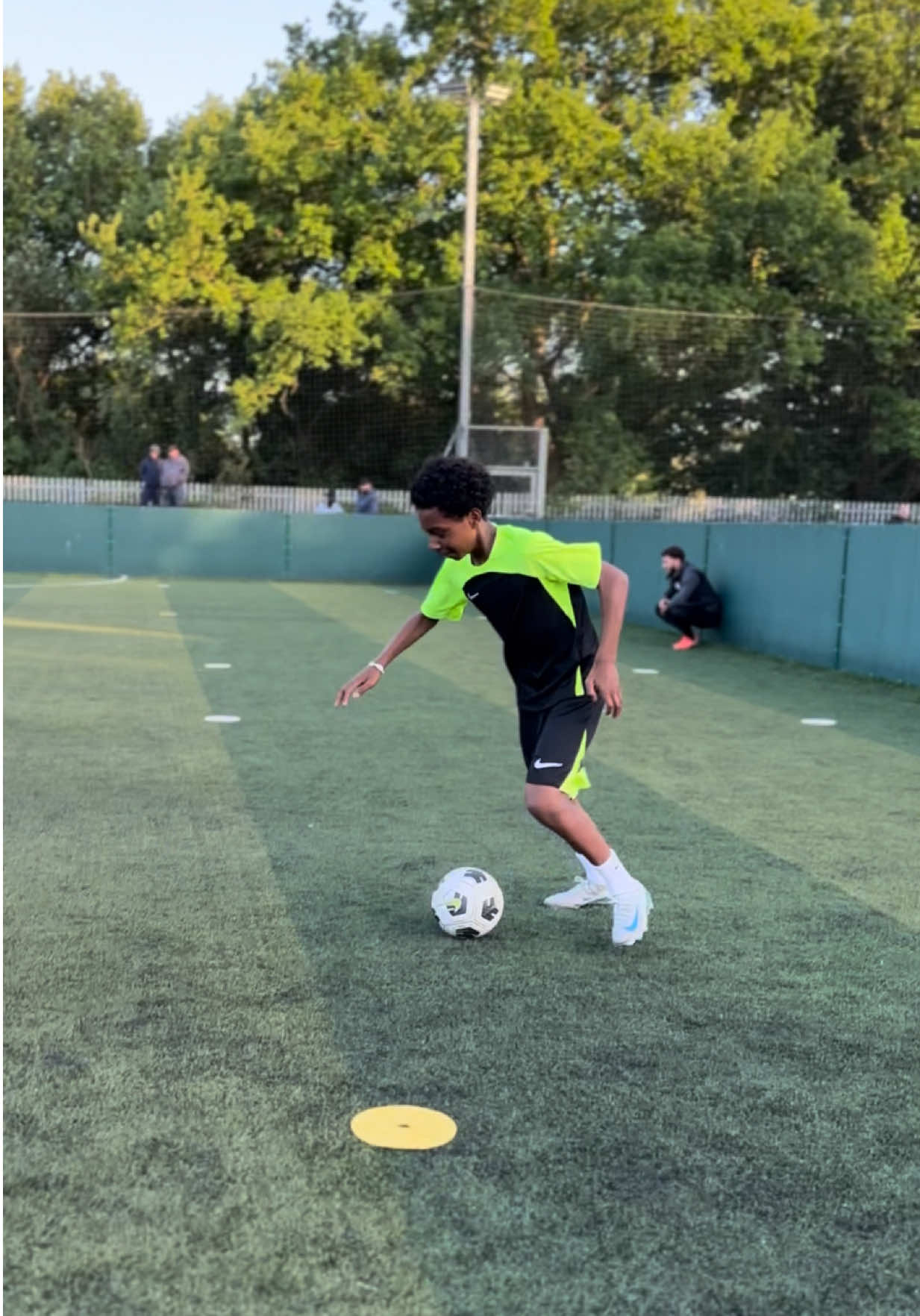 There’s no secret formula. If you put the work in and apply yourself consistently, you’ll reap the rewards in full.  Congratulations to Aaron on his first international call-up. An incredible achievement, and fully deserved ⚡️🏴󠁧󠁢󠁥󠁮󠁧󠁿 #football #footballcoach #footballskills #Soccer #soccerskills   