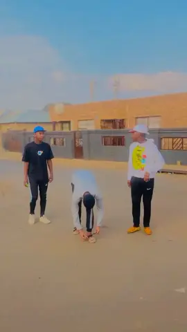 more & more🤣🔥🔥🔥#bhujwalifestyle #dance #lifanmlifero 