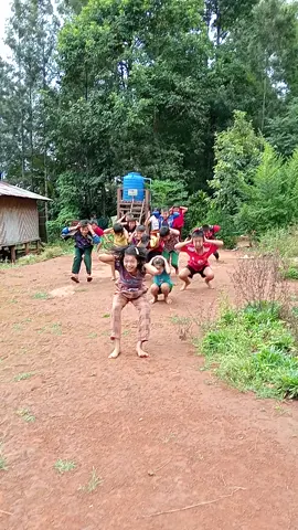 စာမရတဲ့အဖွဲ့များပြစ်ဒဏ်ပေး#လက်ခုပ်ပင်သူလေး 