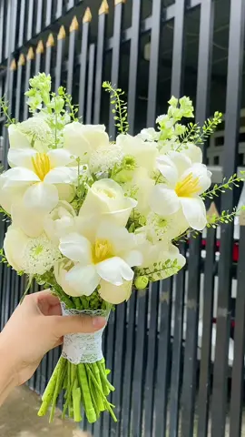 Vào mùa cưới lại rồi 🤣 Tulip mix cực xinh 