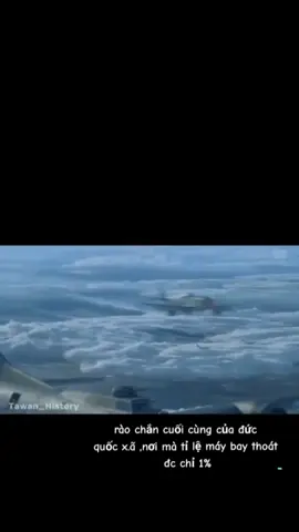 - Đêm đó Berlin thất thủ nhưng pháo đài phòng không thì vẫn đứng vững. - 