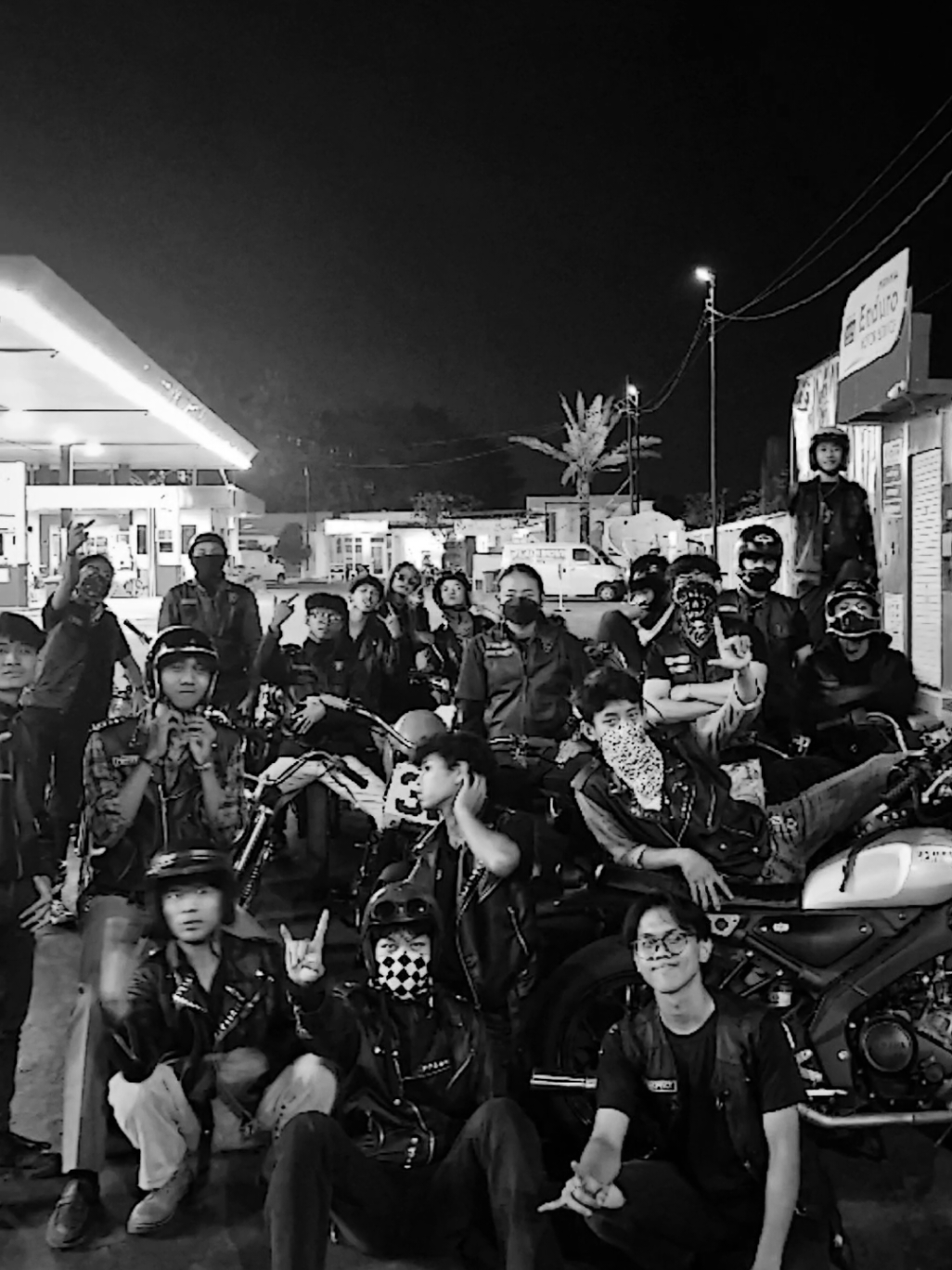 jj nya jangan lupa 😛 #rebonsracers #motorcycleclub #cirebonpride🏴‍☠️ #fyp #motorcustom 