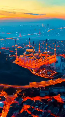 يارب صلي عليه صلوات الله عليه Oh my Lord, send blessings upon him🤍💫❤️🫀✨ #islamic_video #Allah #spiritualvibes #peace #viral 